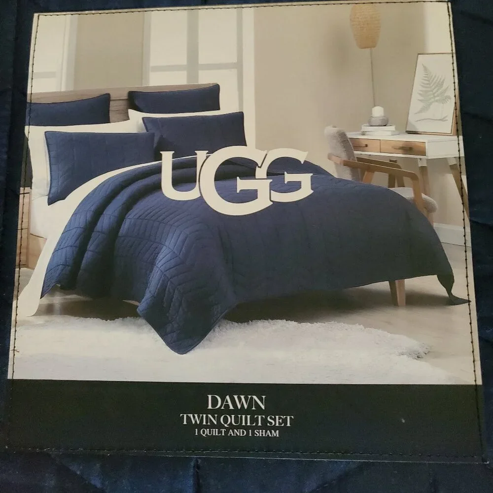 UGG Dawn Twin Quilt Set 1 Quilt & 1 Sham 100% Cotton Navy